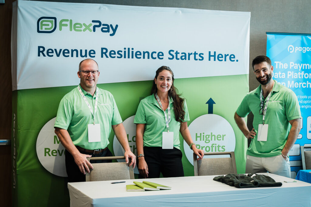 -flexpay-team-at-trade-show-booth-business-conference-by-alex-kaplan-photography