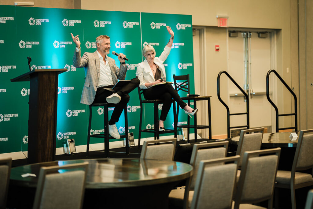 corporate-panel-discussion-onstage-at-leadership-conference-by-alex-kaplan-photography