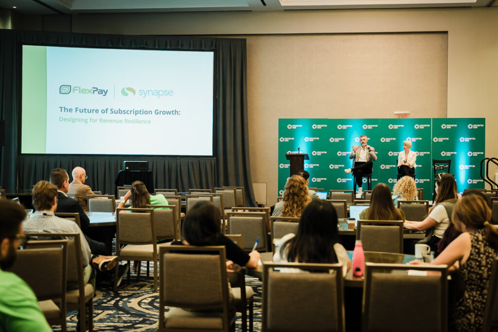 corporate-panel-discussion-onstage-at-leadership-conference-by-alex-kaplan-photography