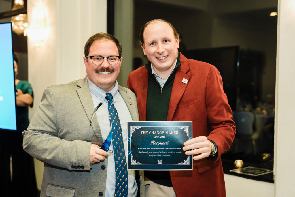 Change Maker Award presentation at corporate dinner event by Alex Kaplan Photography West Orange NJ