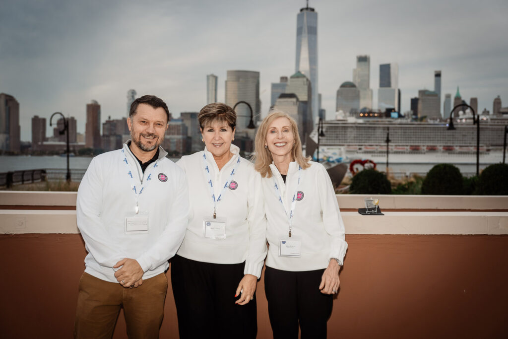 Embecta leadership team portrait with Manhattan skyline by Alex Kaplan