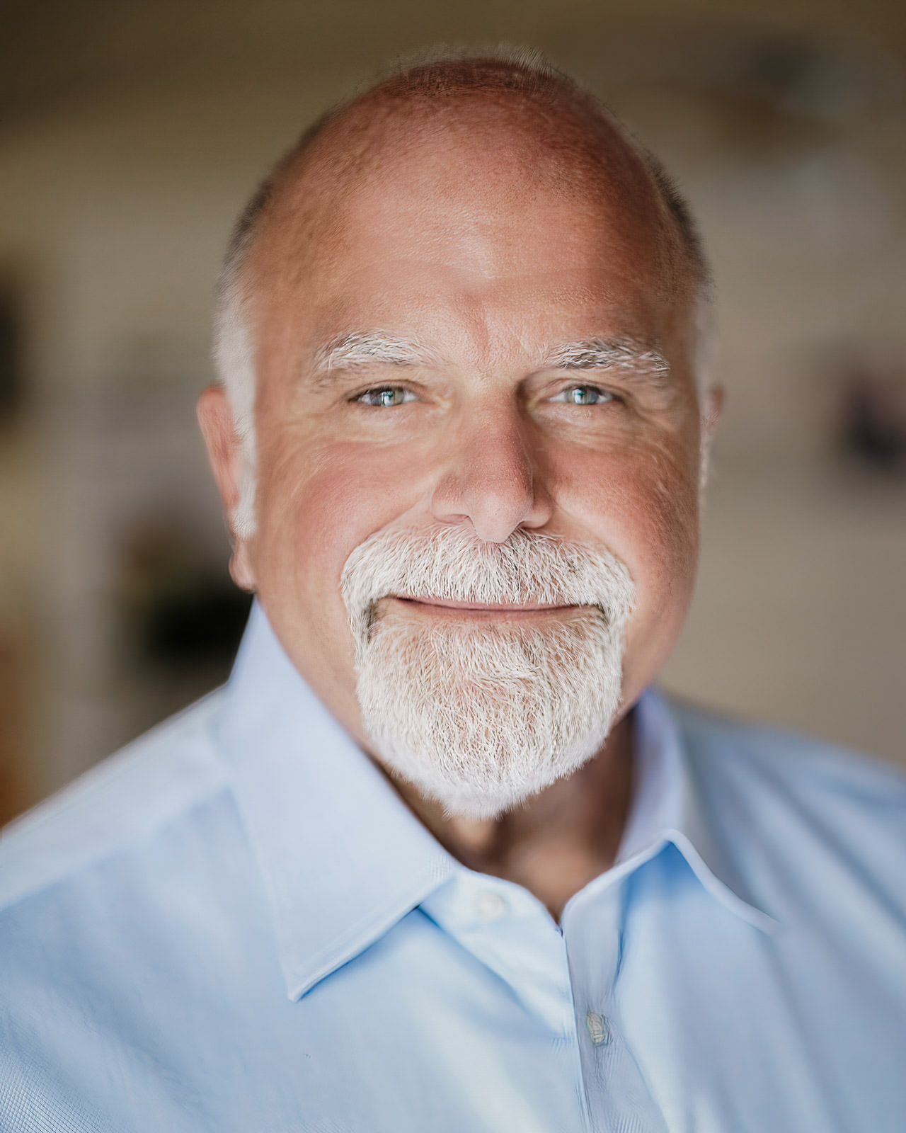 Professional LinkedIn headshot for man over 50 in Northern New Jersey by Alex Kaplan