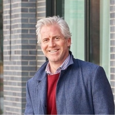 brian pilot linkedin photo outdoor portrait